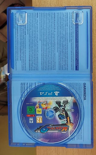 Mighty No. 9 PS4 Italiano + Artbook & Poster