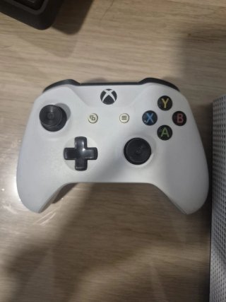 Xbox One S Blanca