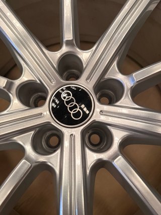 Llantas Audi RSQ3 Originales 20