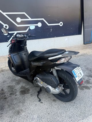 Derbi Rambla 125cc Scooter Negra