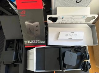 ASUS ROG Ally Z1 Extreme 2TB +Dock 4K/120+ Estuche