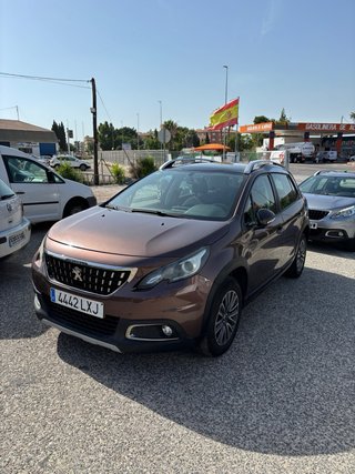 Peugeot 2008 Marrón
