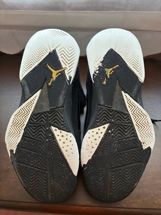 Nike Air Jordan True Flight Negro/Dorado