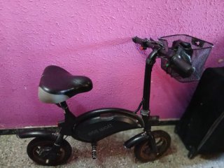 Bicicleta Eléctrica Plegable con Cesta
