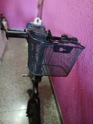 Bicicleta Eléctrica Plegable con Cesta