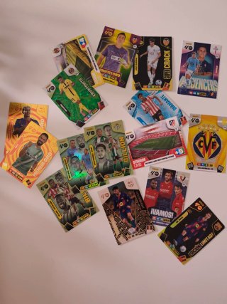 Cromos Liga Adrenalyn 2025-26. Lote 276 cromos.