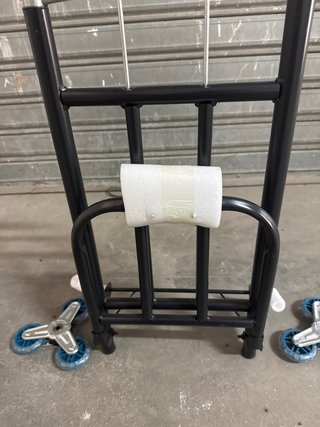 Carrello con 6 ruote