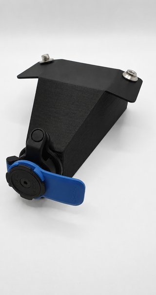 Soporte Quad Lock Tmax 2008-2011