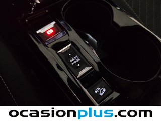 Peugeot 2008 Allure Hybrid eDCS6 107 kW (145 CV)