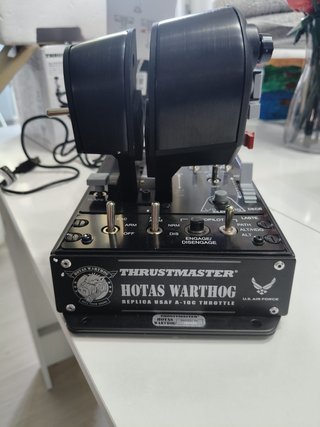 Thrustmaster HOTAS Warthog Palancas