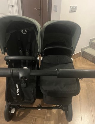 Bugaboo Donkey 5 Chasis Negro Capotas Verde