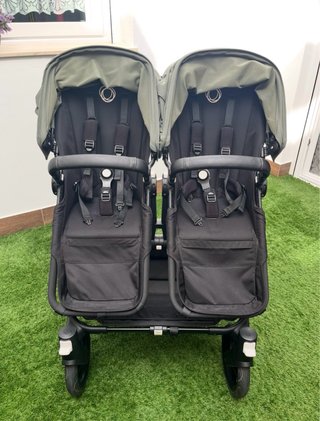 Bugaboo Donkey 5 Chasis Negro Capotas Verde