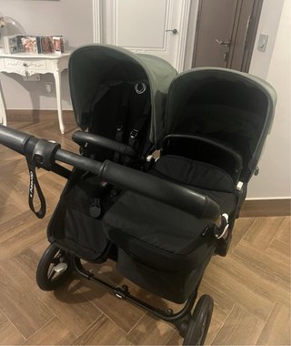 Bugaboo Donkey 5 Chasis Negro Capotas Verde