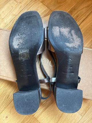 Sandalias Apolina Gris Plateado