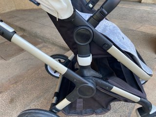 Bugaboo Fox 2 Negro/Beige