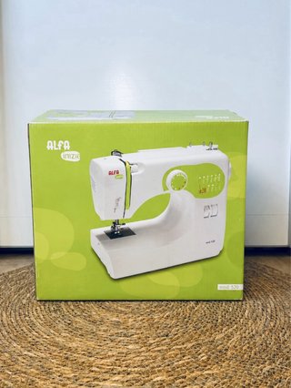 Máquina de coser Alfa Inzia mod. 520