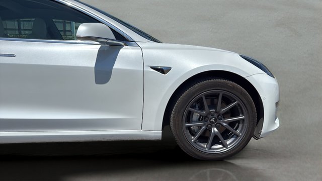 Tesla Model 3 Performance AWD 360 kW (490 CV)