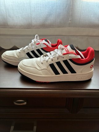 Zapatillas Adidas Hoops 3.0 Blancas Rojas