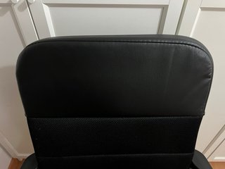 Silla de oficina negra