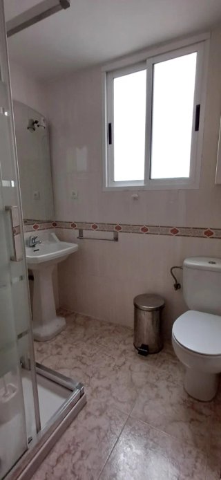Alquiló piso