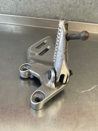 Soporte Estribera Izquierda Yamaha MT-09