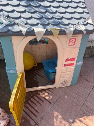Casita de plástico para exterior