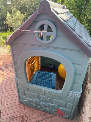 Casita de plástico para exterior