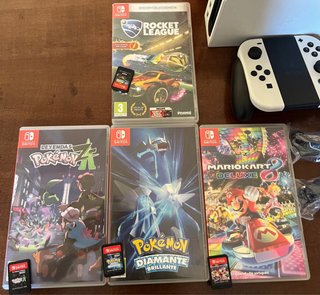 Nintendo Switch OLED Blanca y Negra