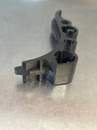 Soporte cubre piñones Yamaha MT 09