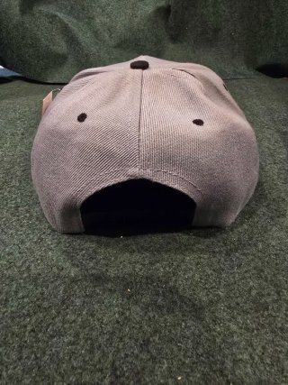 Gorra Adexe & Nau gris y negra