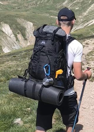 Mochila XINSHENGLONG Negra 65+5L