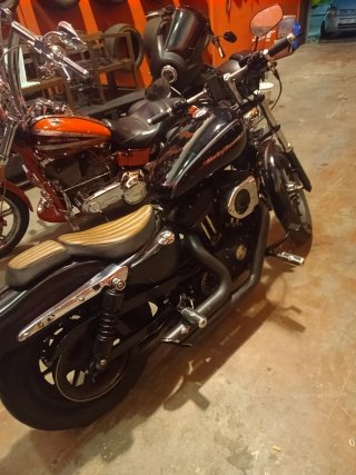 Harley Davidson XL 1200 Custom Motor solo 90000