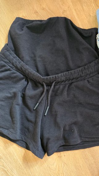 Dos shorts premamá Talla M