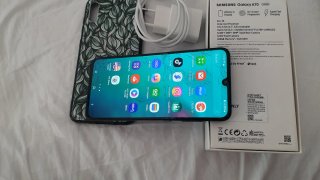 Samsung Galaxy A70 128g ram 6g batteria 4500
