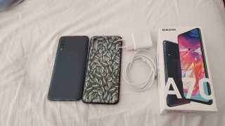 Samsung Galaxy A70 128g ram 6g batteria 4500