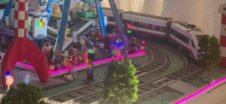 Maqueta Lego con luz led, sonido y motorizada