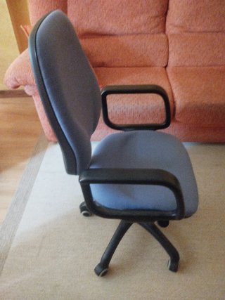 Silla de escritorio gris