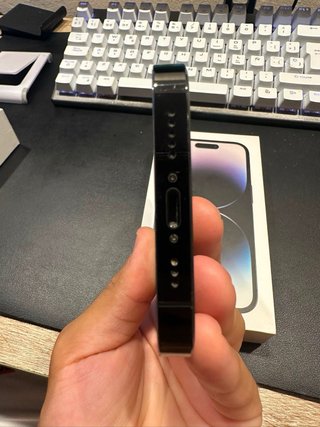 iPhone 14 Pro Negro + AirPods 2ª Gen Regalo