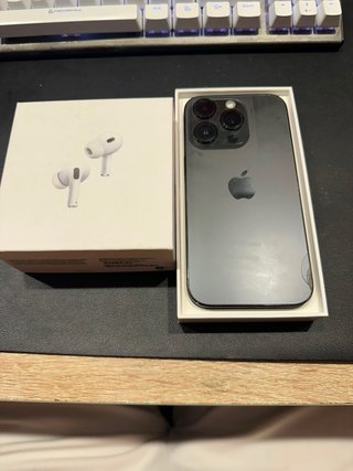 iPhone 14 Pro Negro + AirPods 2ª Gen Regalo