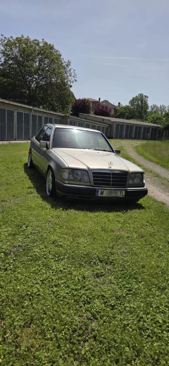 Mercedes-Benz Clase E 1994 - foto 1