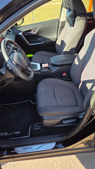 Toyota RAV4 2021