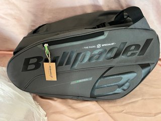 Paleteros Adidas y Bullpadel