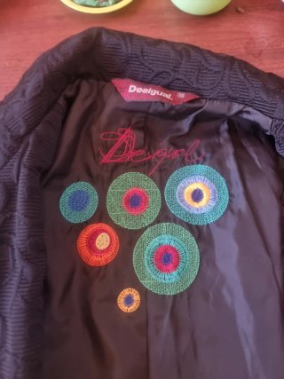Abrigo Desigual Negro
