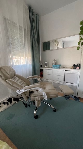 Silla con Reposapiés , calefacción y masaje