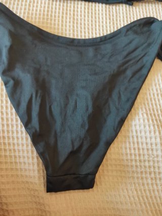 Bikini negro talla 38 con lazadas