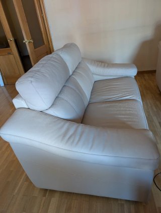 Conjunto sofá y 2 sillones piel blanco