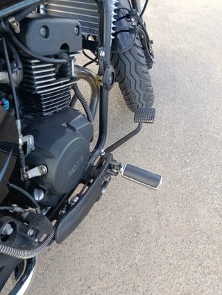 Mitt MB 125 CUSTUM Cruiser Negra