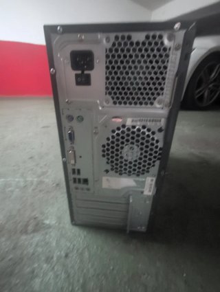 Fujitsu PC 8GB RAM i3