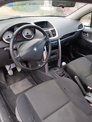 Peugeot 207 2007