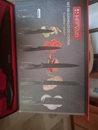Set de Cuchillos y Pelador Negro